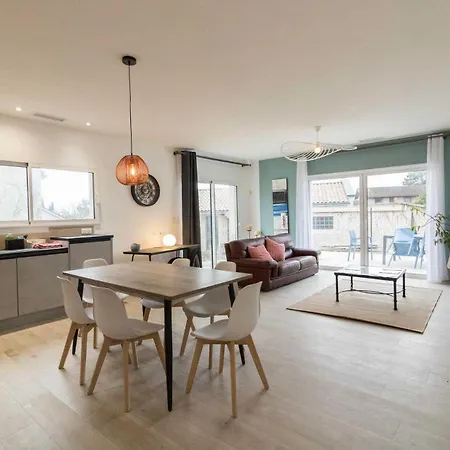 De 2 Semesterbostad *